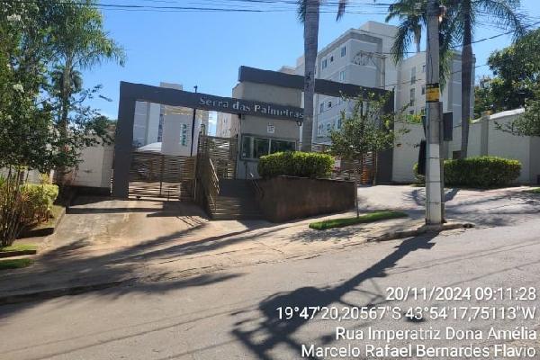Apartamento com 2 Quartos e 1 Vaga em Santa Luzia