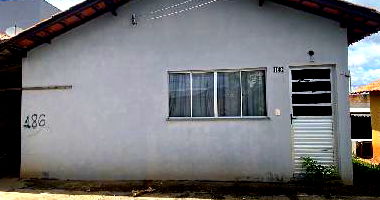 Casa com 40,82m² e terreno de 200m² em Nova Serrana