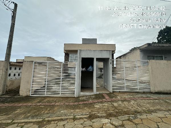 Apartamento 2 quartos, 2 banheiros, área 63,83 m², desocupado