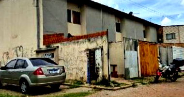 Casa com 2 quartos, 1 banheiro, 53m² área privativa, 1 vaga