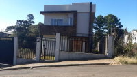 Casa 3 Quartos 208m² em Guarapuava - Oportunidade de Investimento