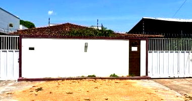 Casa com 2 quartos e 2 banheiros, 265 m², ocupada