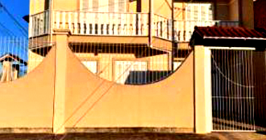 Casa em Canoas com 155m² de terreno e 153m² construída