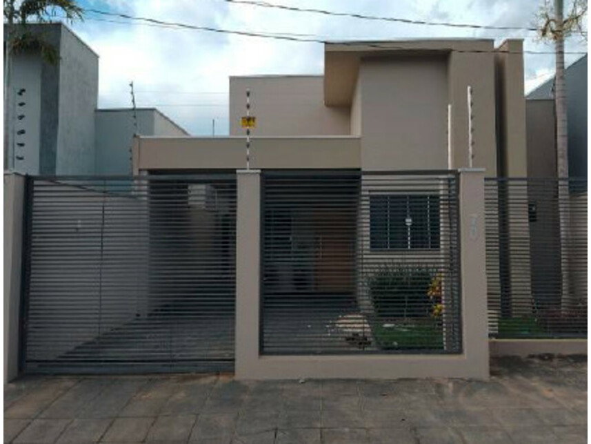 Casa ocupada com 88,64 m² e 2 quartos