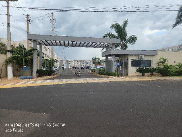Apartamento com 2 quartos em Araraquara/SP
