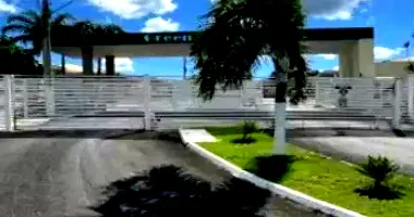 Casa com 2 vagas, 81,61m² construída, terreno 494,64m², ocupada