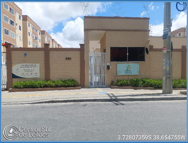 Apartamento com 2 quartos em Condomínio em Caucaia/CE