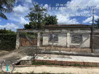 Casa com 2 quartos, 3 banheiros, 2 salas e área construída de 111,68m²