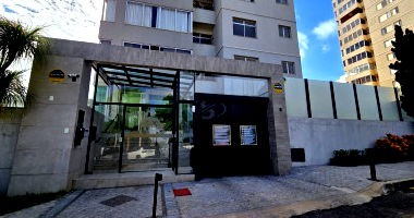 Apartamento com 231 m² no Edifício Serra Dourada em Anápolis/GO