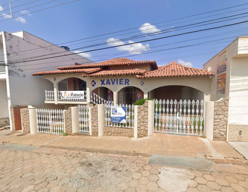 Fração de 50% de Imóvel Residencial com Piscina em Itaú de Minas