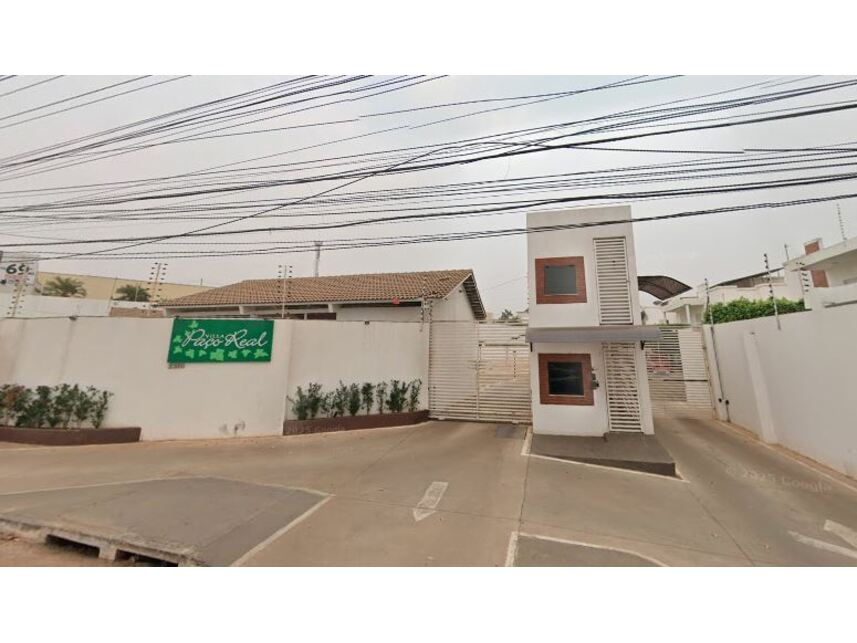 Casa em Leilão com 175m² Privativos em Cuiabá