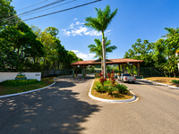 Casa com 476,45m², suíte e garagem em Porto Feliz/SP
