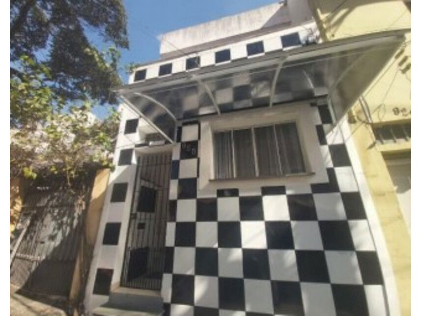 Casa Ocupada em Perdizes com 130m²