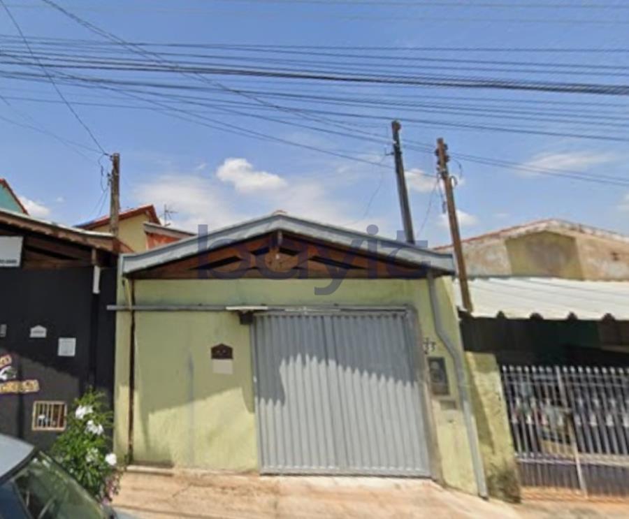 Casa com 83,25m², 1 vaga, desocupada