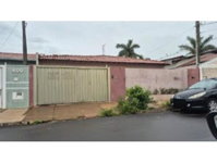 Casa com 3 dormitórios, 194m², ocupada, São Manuel