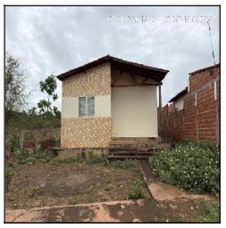 Casa com 2 quartos e 2 banheiros em Demerval Lobão - PI