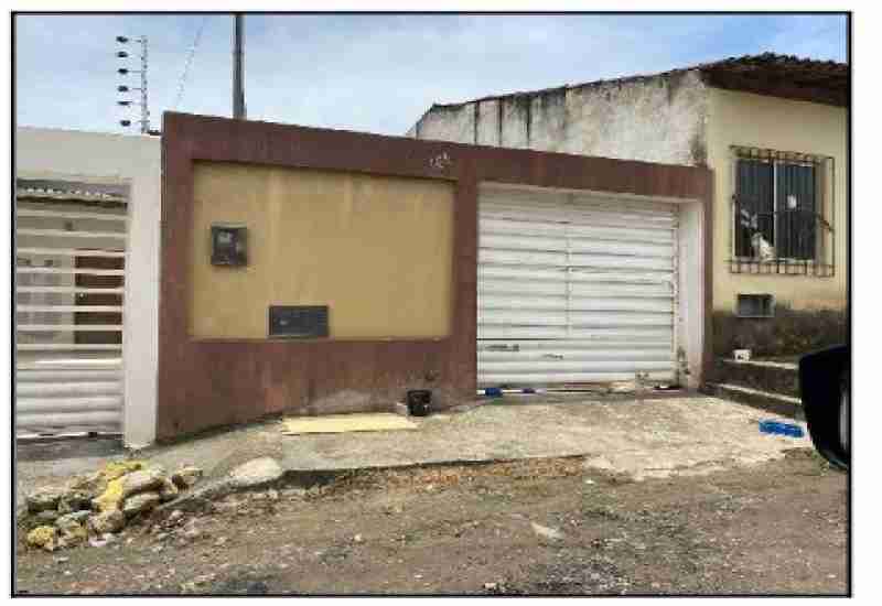 Casa com 2 Quartos em Guajara