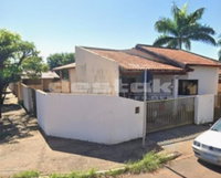 Terreno com edícula e área coberta em Panorama/SP