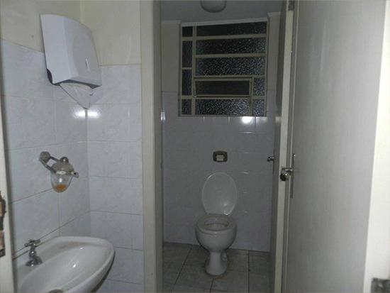 Sala Comercial Ocupada com 378,7m² Privativos - Porto Alegre
