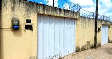 Casa com 2 quartos, 1 banheiro, 85m² área privativa, 1 vaga