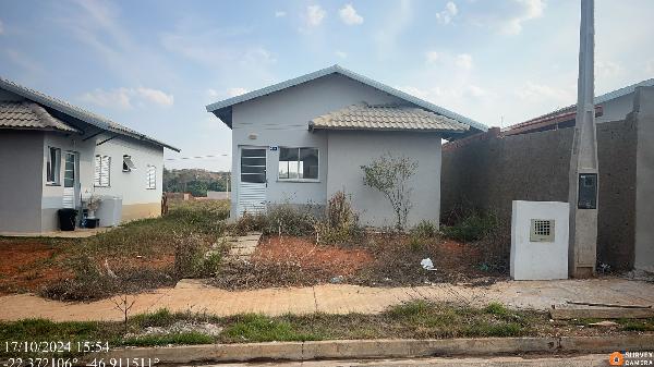 Casa com 2 Quartos e Área Privativa em Mogi Guaçu