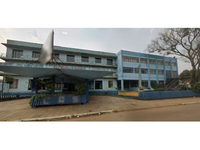Clube recreativo com salão, casa e piscina