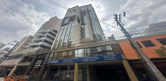 Sala Comercial com 26,55 m² - Batel - Ocupada