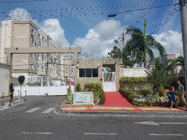 Apartamento com 2 quartos, 1 vaga