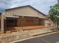 Fração de 50% de imóvel residencial com 12 cômodos e 3 banheiros