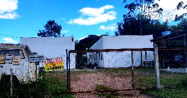 Casa 2 quartos, 1 banheiro, sala e cozinha, 99.84m² total