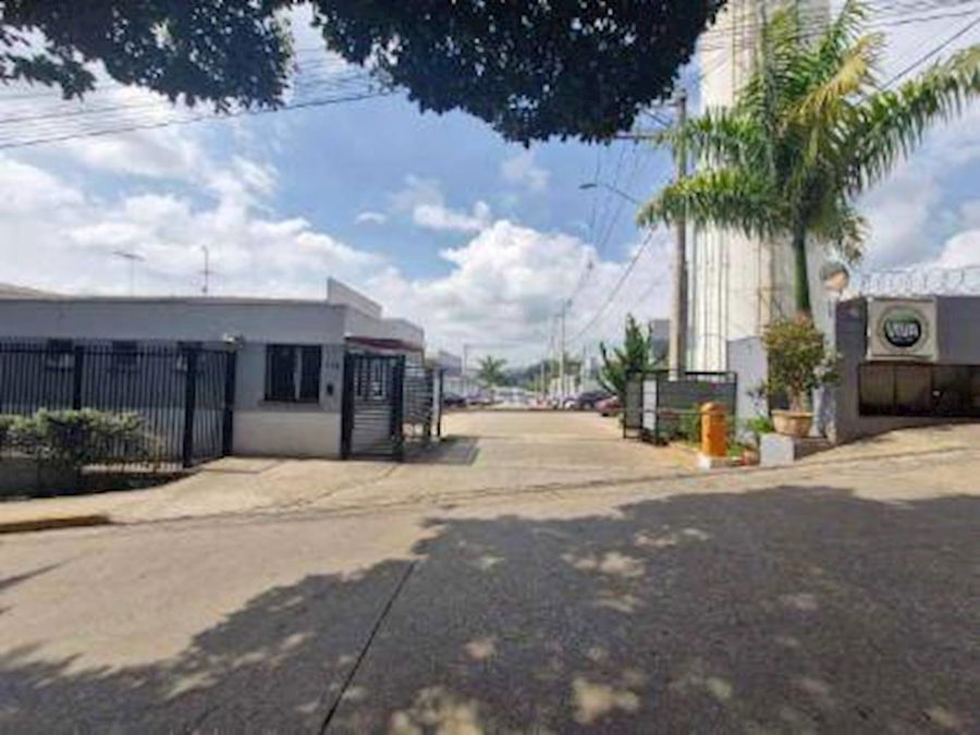 Casa em condomínio com 2 quartos, 1 banheiro, 1 vaga, 48,3m² construída, desocupada