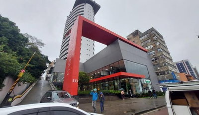 Sala comercial de 59,71 m², ocupada, ideal para investimento