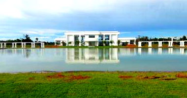 Lote desocupado com 1012m² de terreno e 5130m² construídos