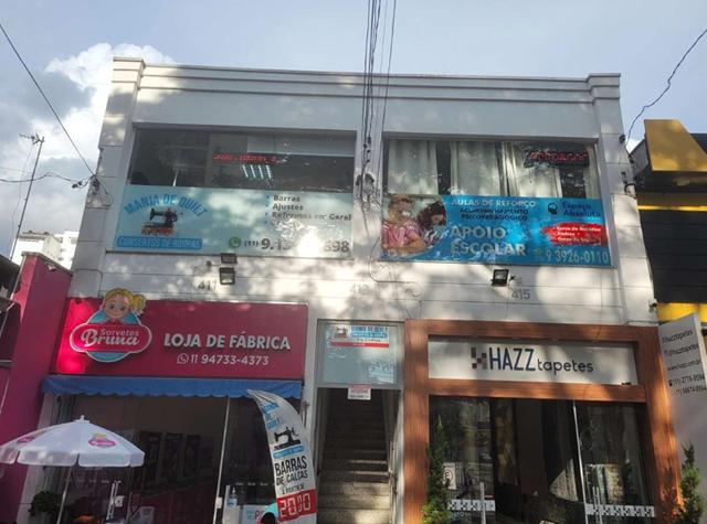 Terreno Comercial com 4 Salas Locadas em São Paulo