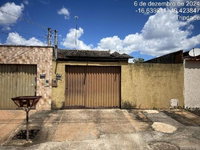 Casa com 2 Quartos e 1 Vaga em Trindade-GO