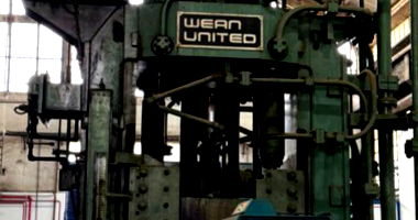 Máquinas Industriais em Leilão - Oportunidade Única!
