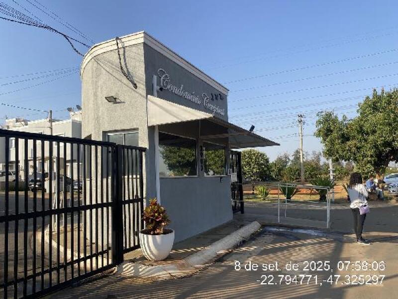 Casa com 2 Quartos em Nova Odessa-SP