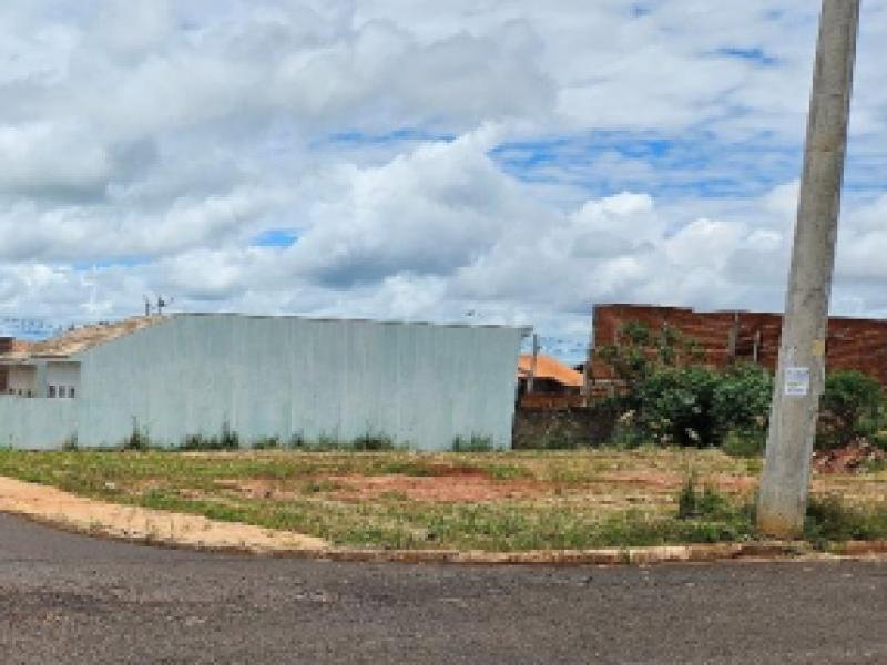 Terreno em Piacatu - SP com 150m²