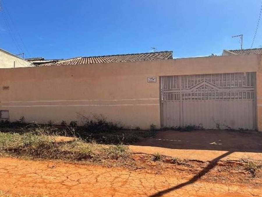 Casa 55m² em Planaltina-GO com 150m² de terreno