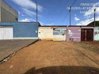 Casa em Luziânia com 2 quartos e 1 vaga