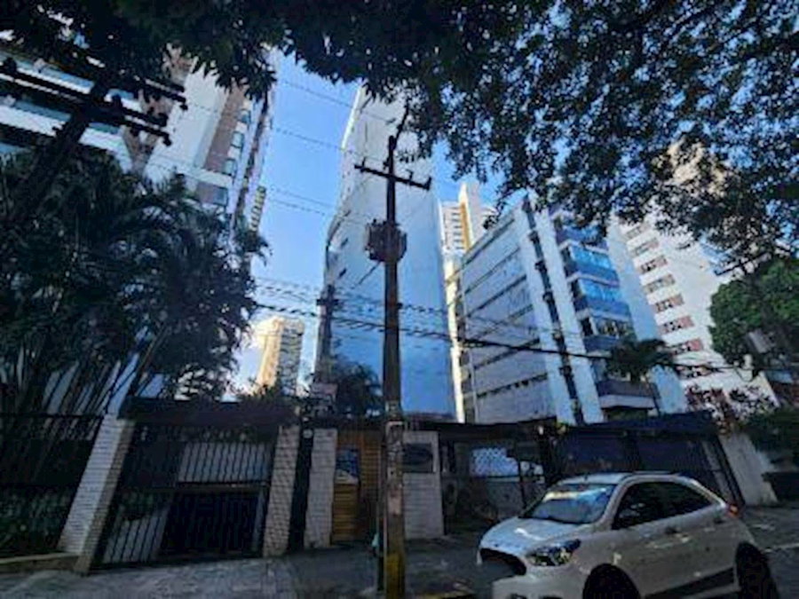 Apartamento com 1 Vaga no Edifício Puerto Bilbao - Jaqueira, Recife