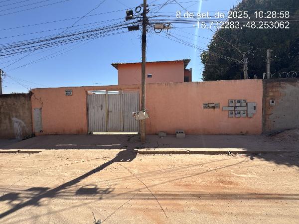 Apartamento com 2 quartos em Águas Lindas de Goiás