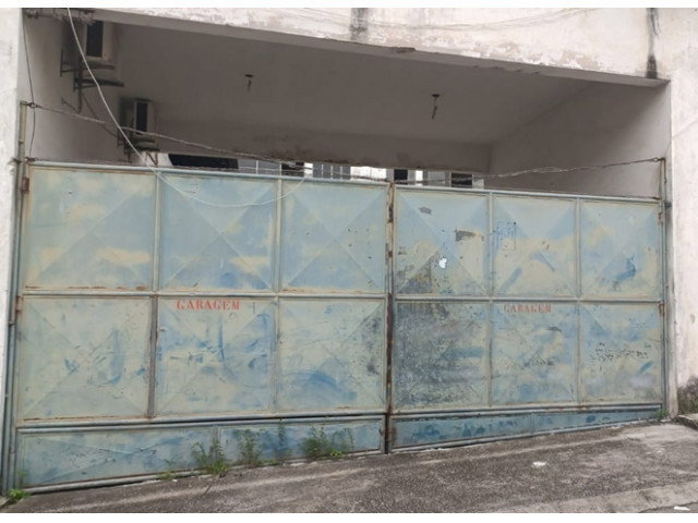 Terreno comercial com galpão e loja - 1.600m²