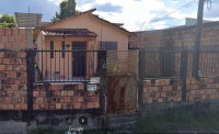 Terreno com construção padrão, 1 vaga, 273.97m²