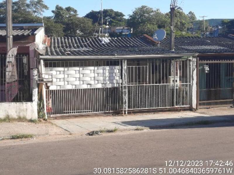 Casa com 2 quartos, 1 vaga e 32,39m² em Viamão