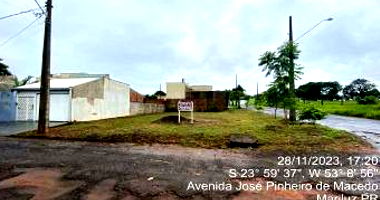 Terreno Urbano com 270,30 m² em Mariluz/PR