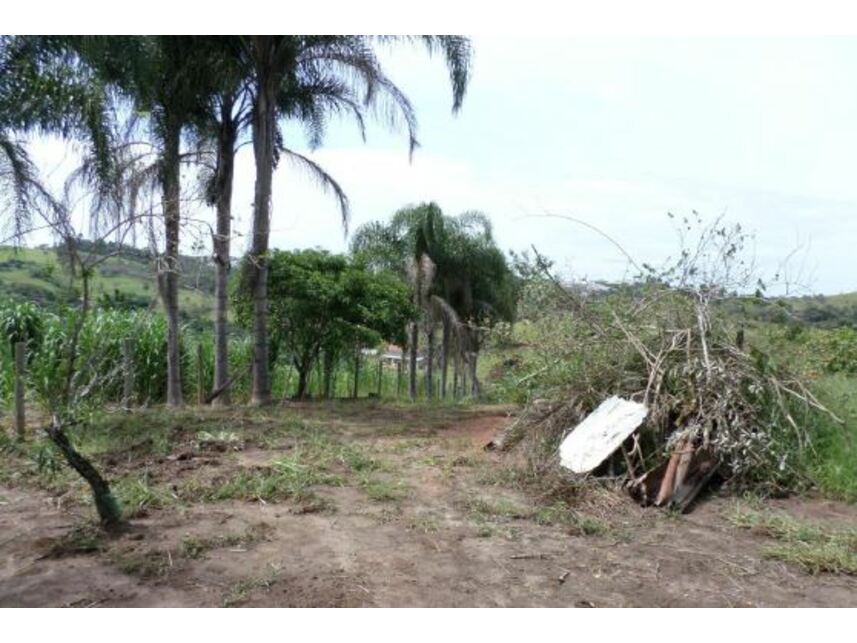 Terreno em leilão com 1867,40m² em Jacareí/SP