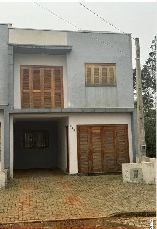Casa 2 dormitórios em condomínio com 69,83m² e vaga de garagem