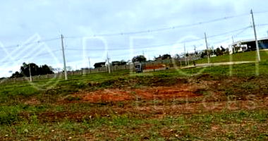 Terreno em Condomínio em Ponta Grossa - 220m²