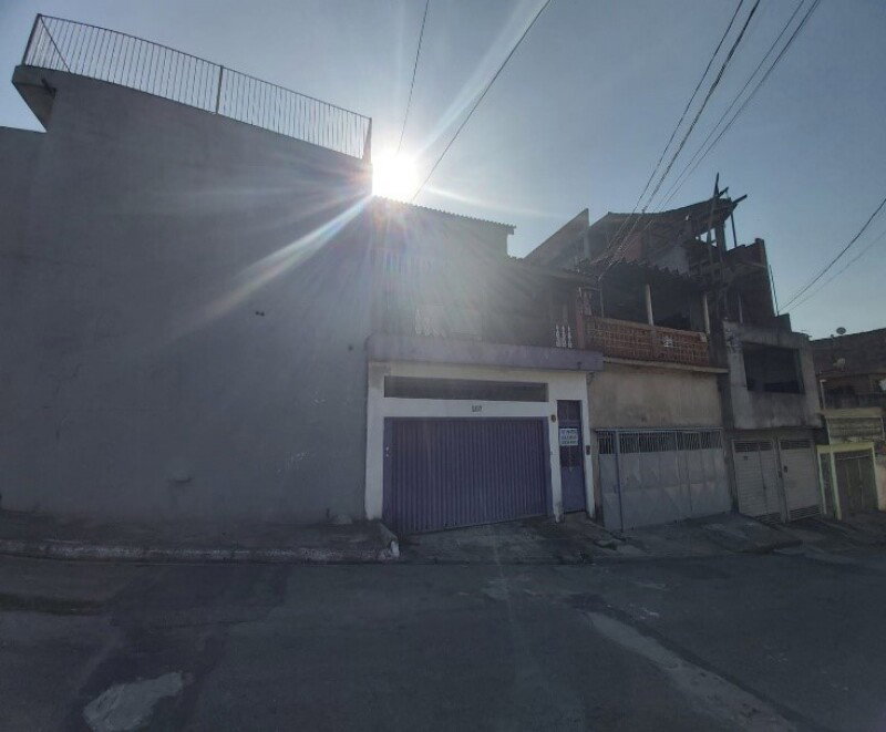Casa com 4 quartos, 4 banheiros e área gourmet em Itaquera